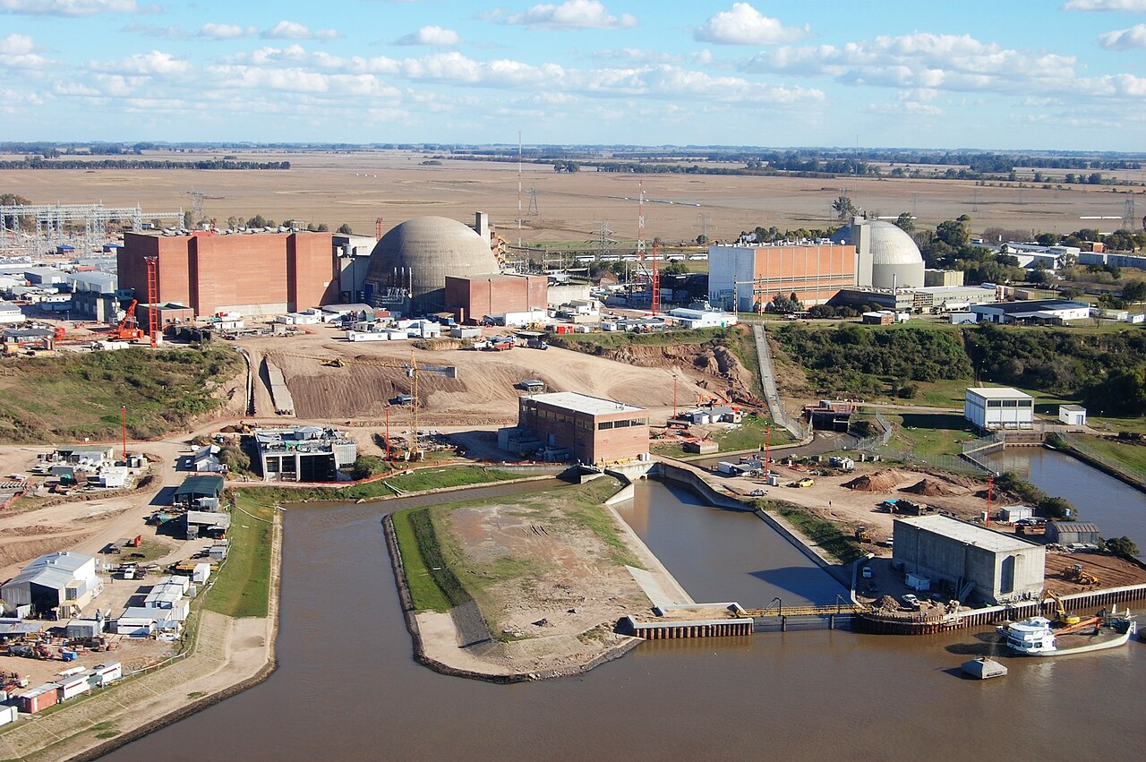 File:Central Nuclear Atucha I - II.JPG - Wikimedia Commons