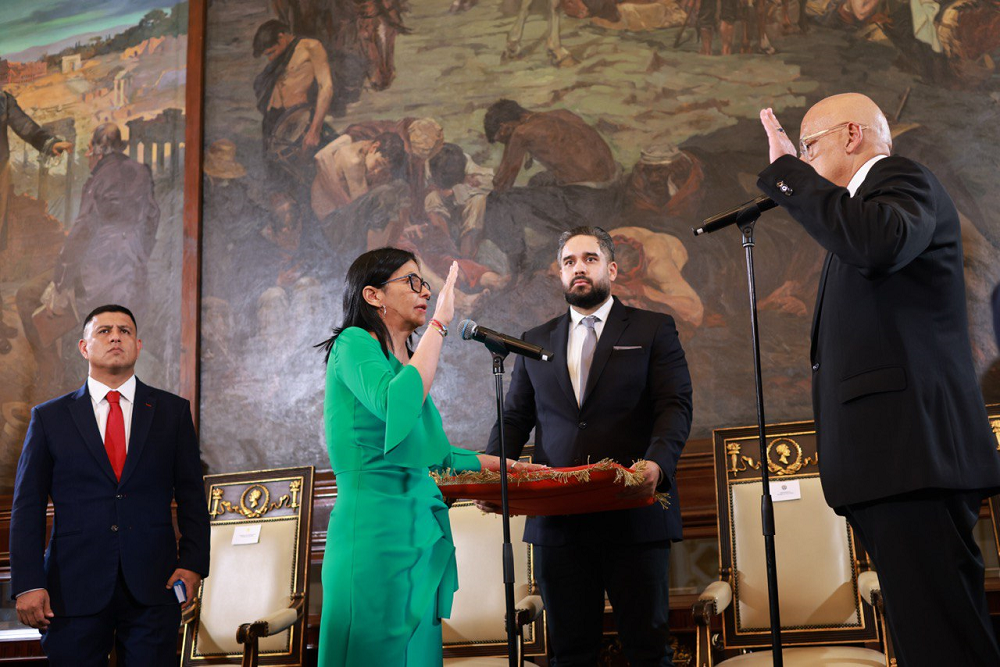 Delcy Rodríguez is sworn in as acting president of Venezuela.png