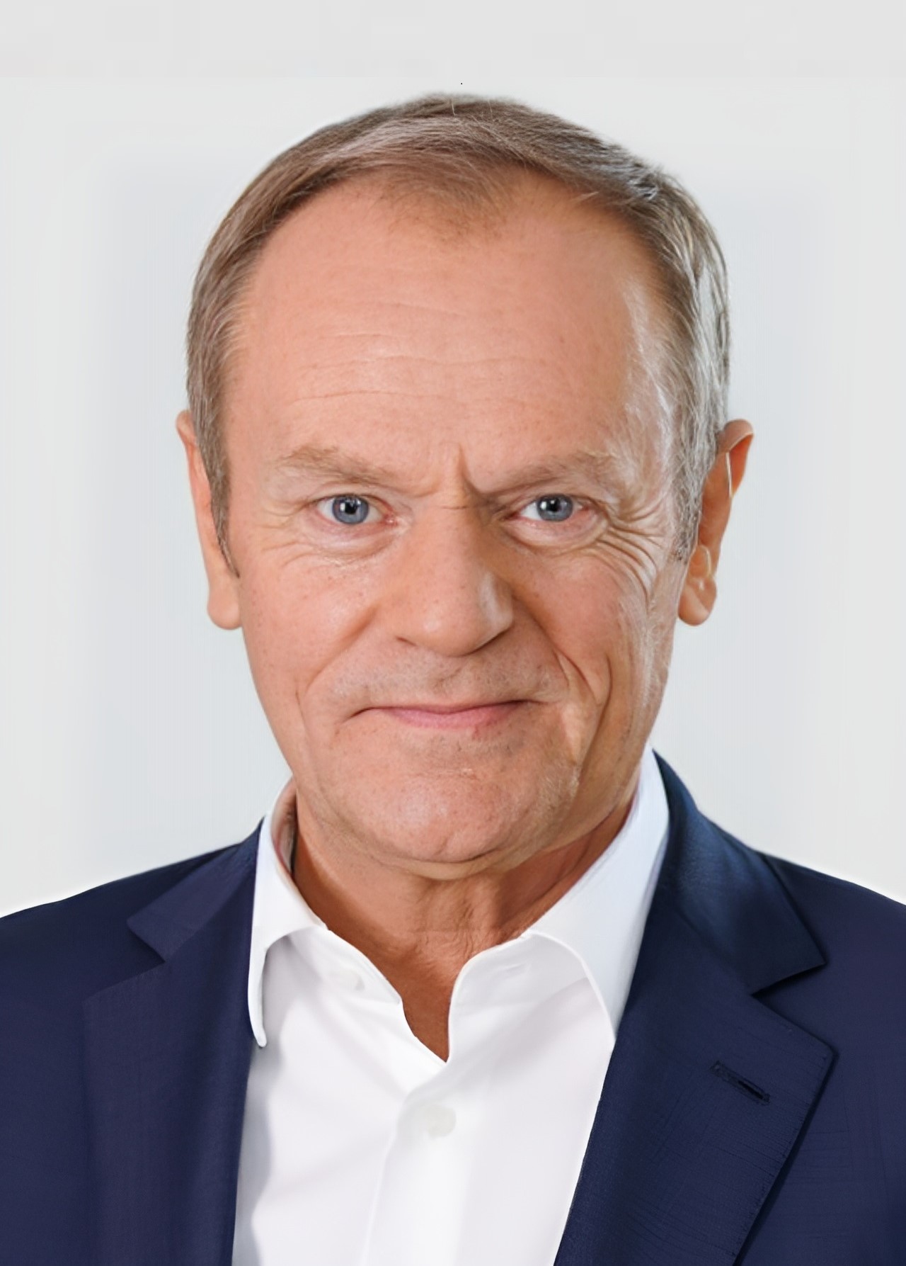 Donald Tusk KPRM HQ 2023.jpg