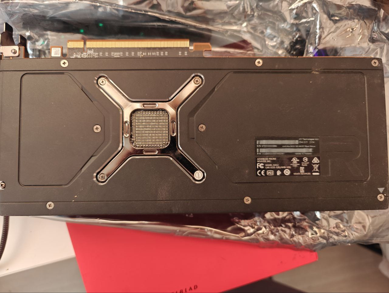 Amd-radeon-rx6800xt-from2020year-back.jpg
